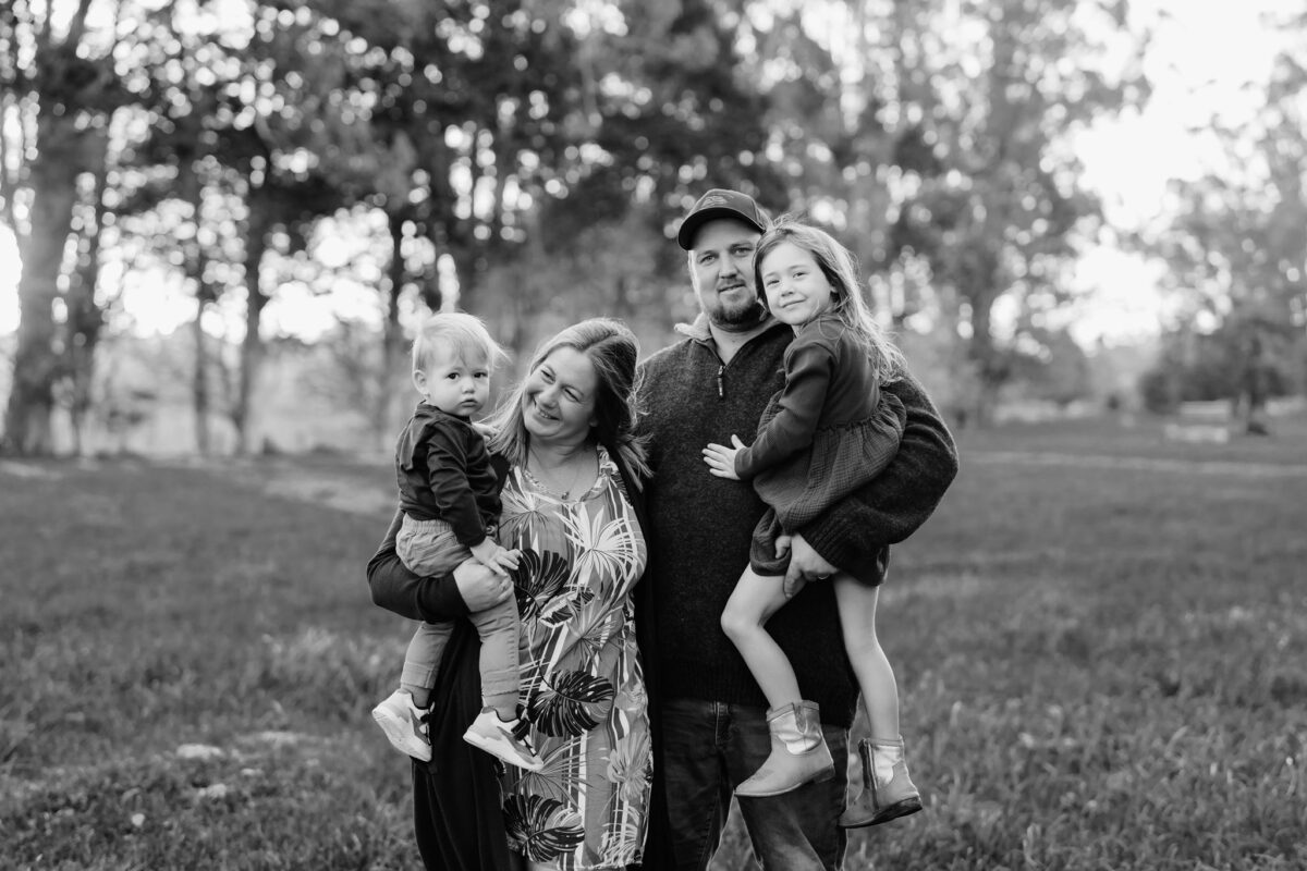 T + M | Farm Family Session